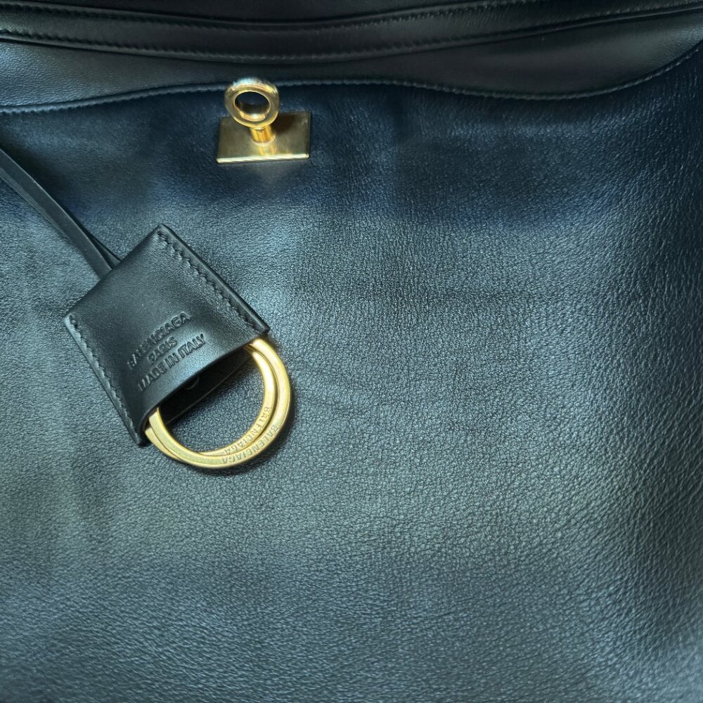 BALENCIAGA Rodeo Large Black Smooth Calfskin Top Handle Bag; Aged Gold Hardware - Picture 8 of 16